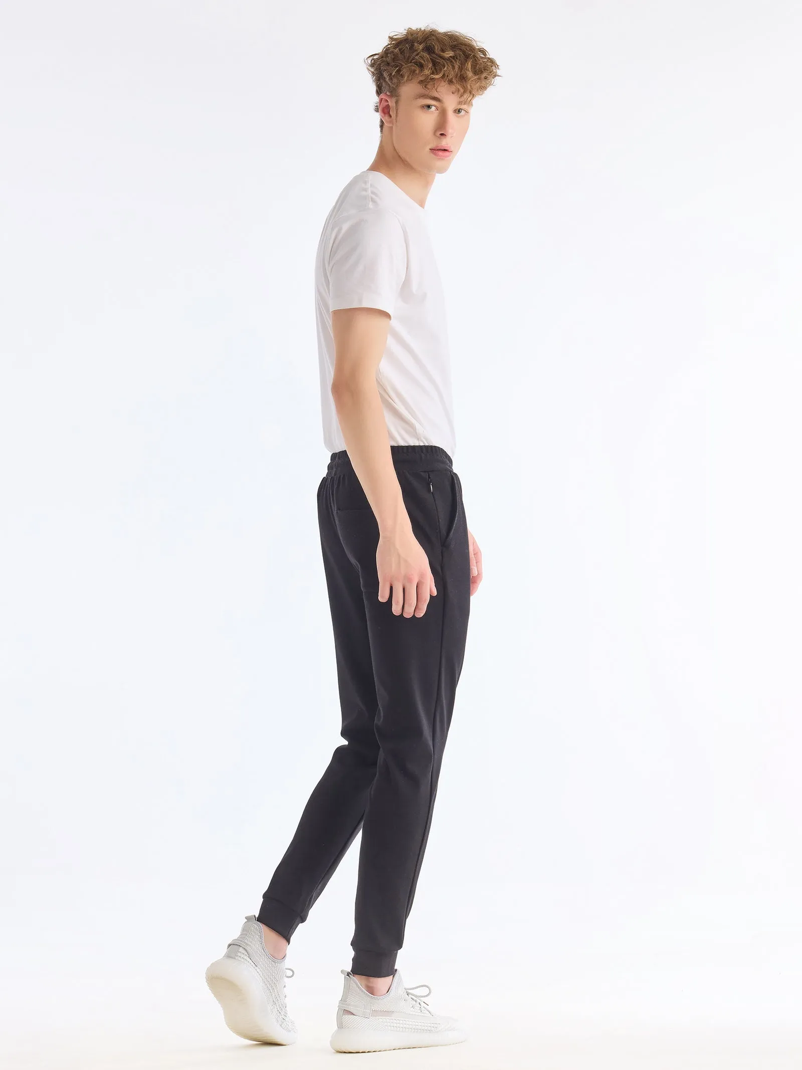 Black 4-Way Stretch Travel Pant