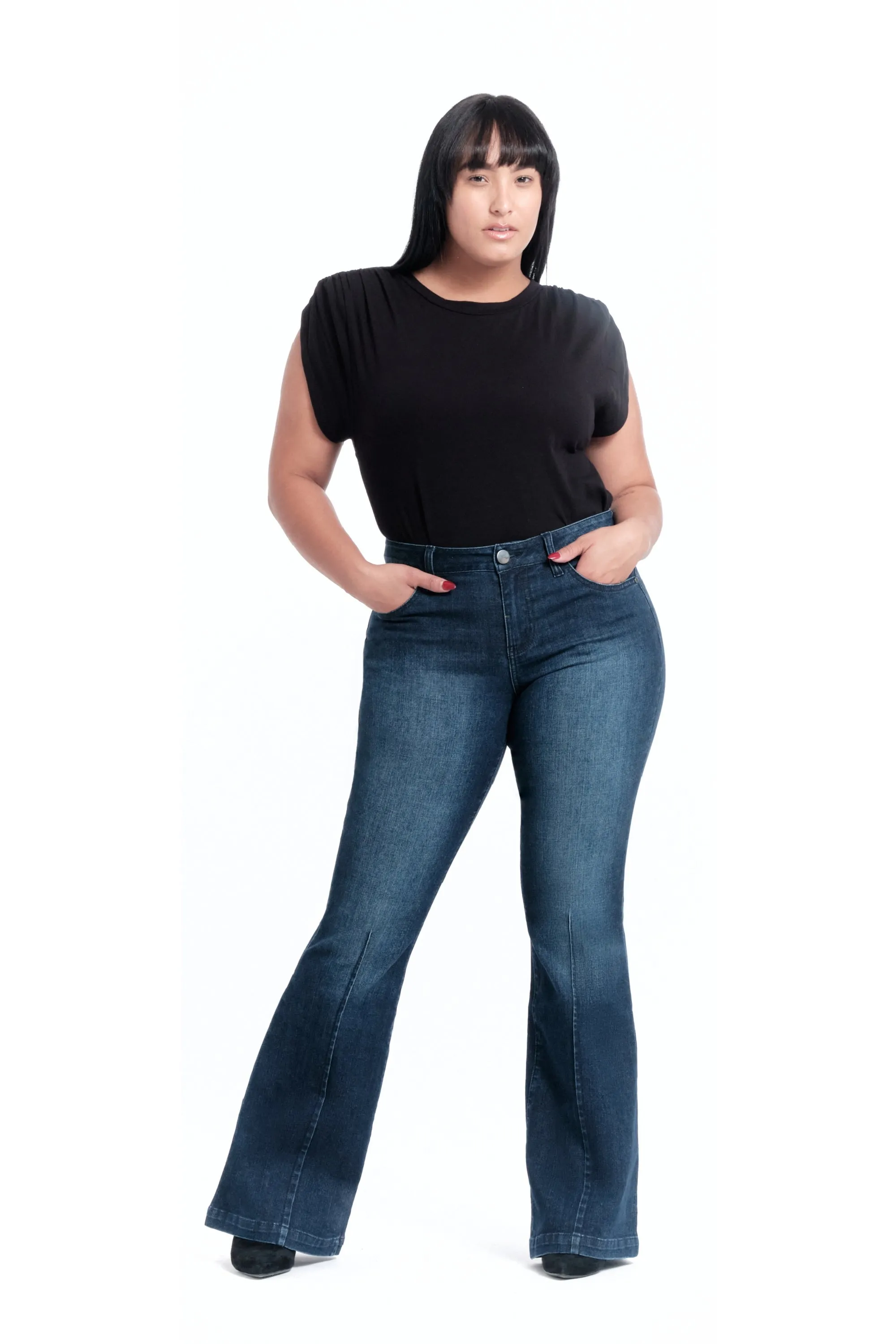 Curvy Re:Denim Flare in Lyric