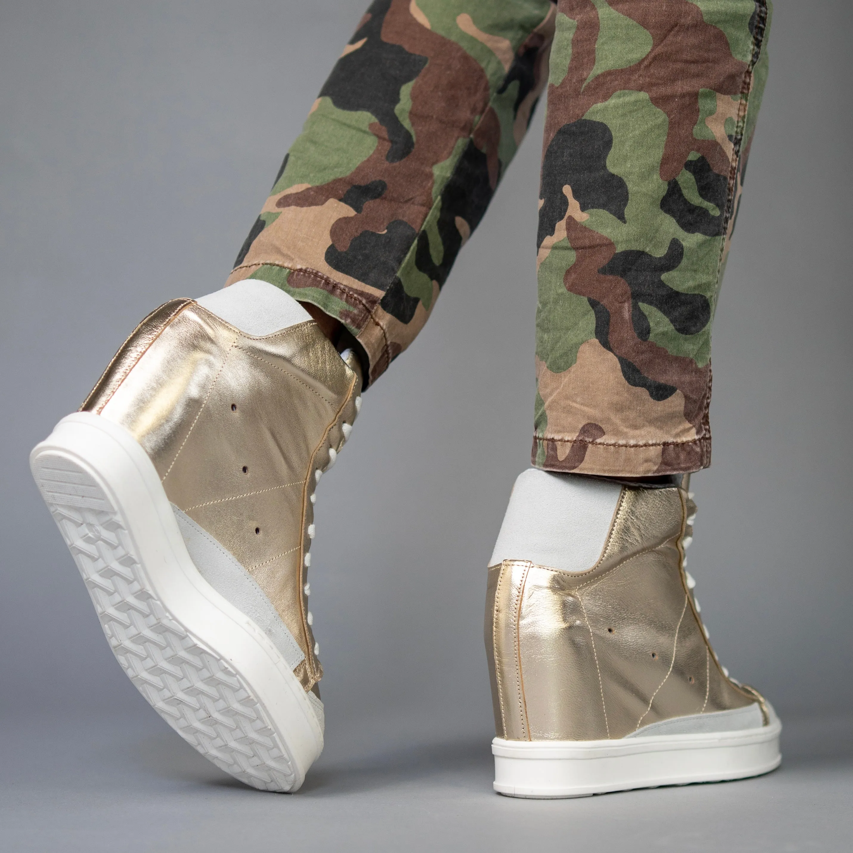 Fearless Ouro Wedge Sneaker