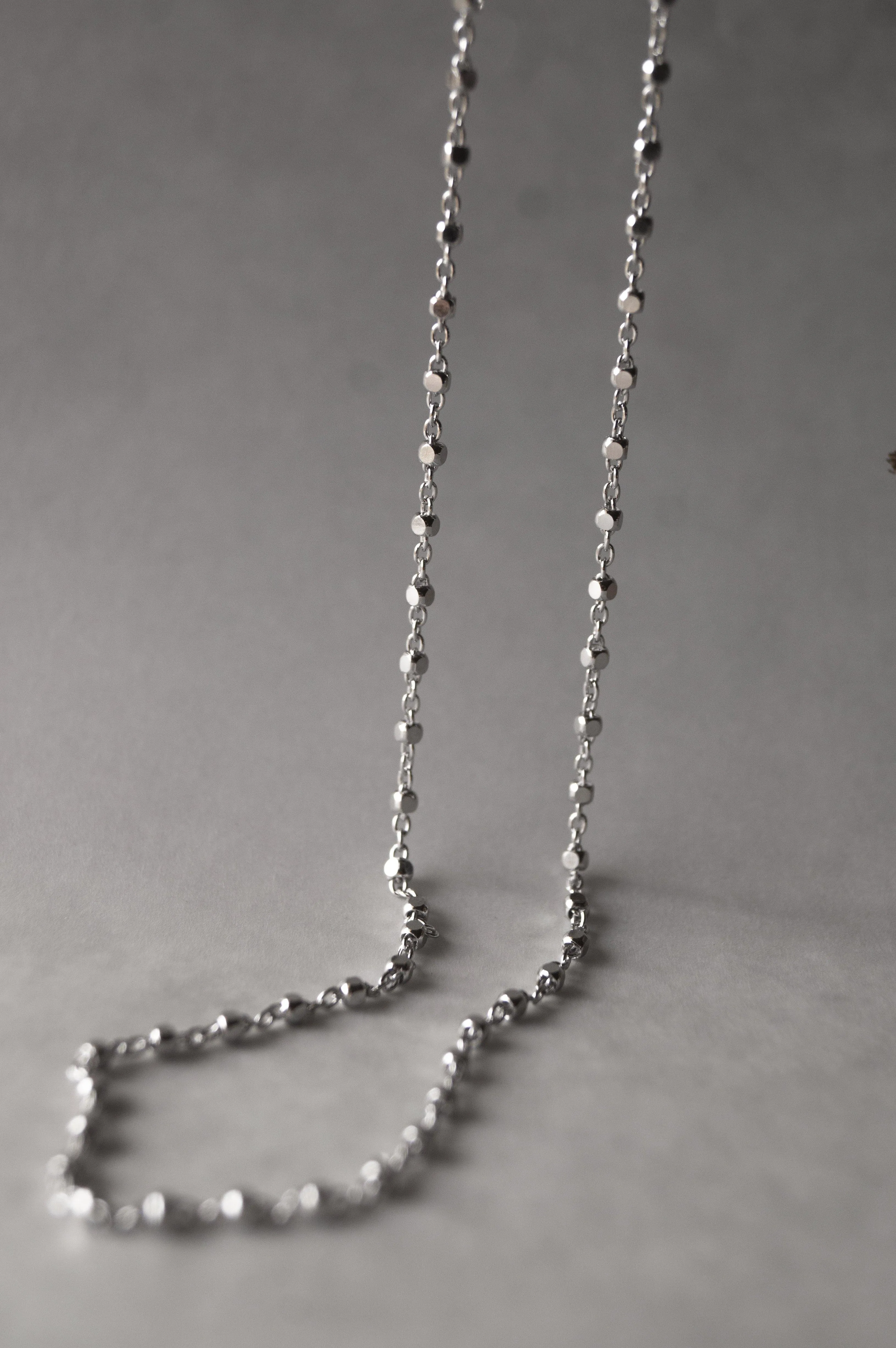 Multifaceted Beads Vintage Sterling Silver Chain