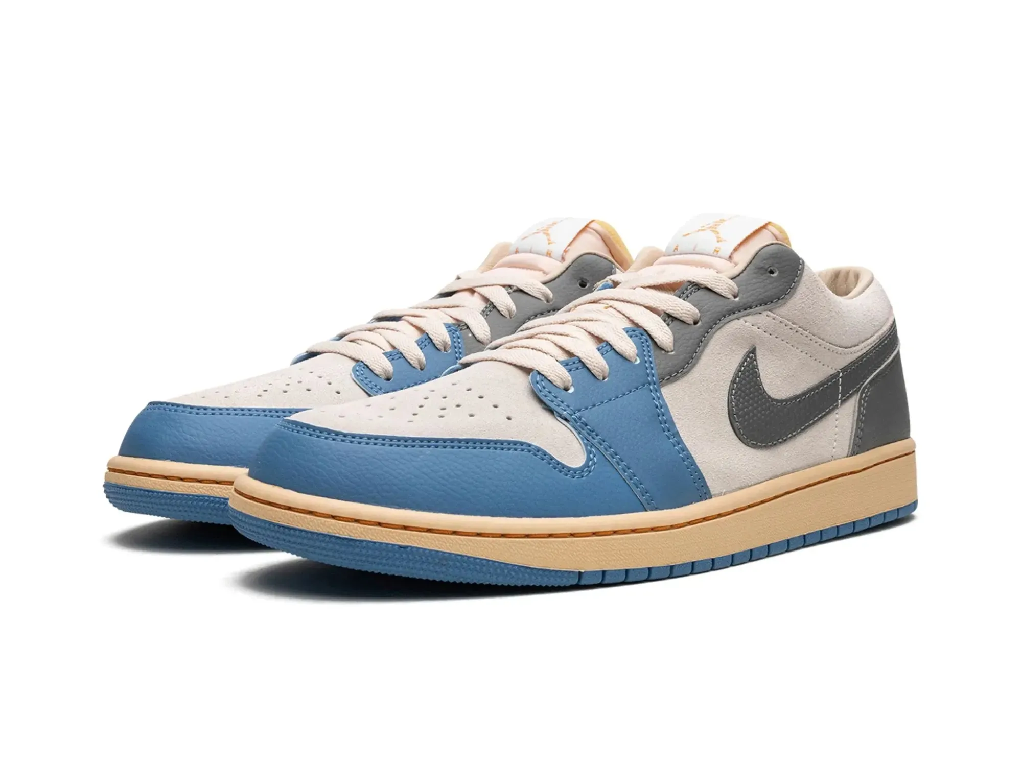 Nike Air Jordan 1 Low "Vintage UNC Grey"